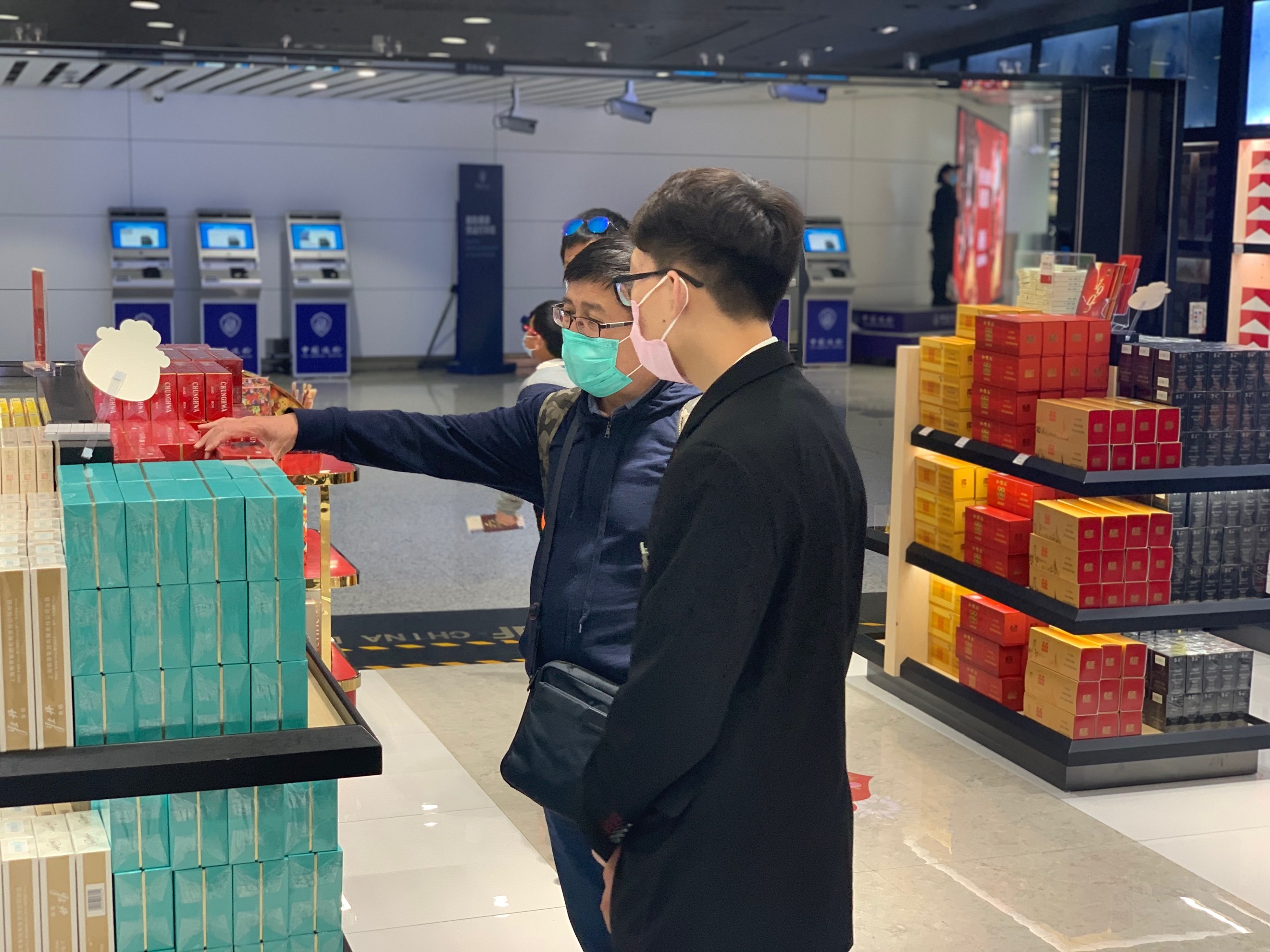 【中國免稅人在行動?黨員先鋒篇】之二： 不忘初心，凝心聚力——中免黨員抗擊疫情，發(fā)揮黨員先鋒模范作用